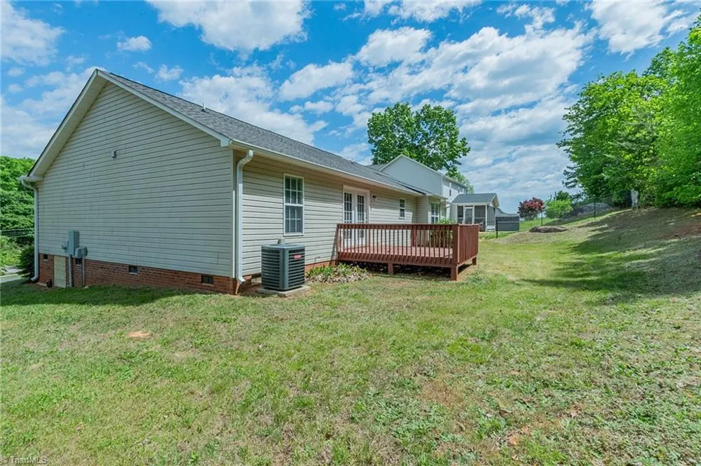 676 Old Castle Drive Randleman, NC 27317