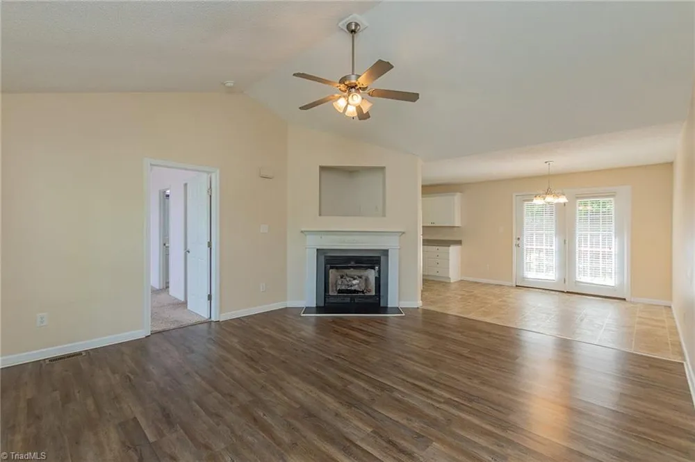 676 Old Castle Drive Randleman, NC 27317