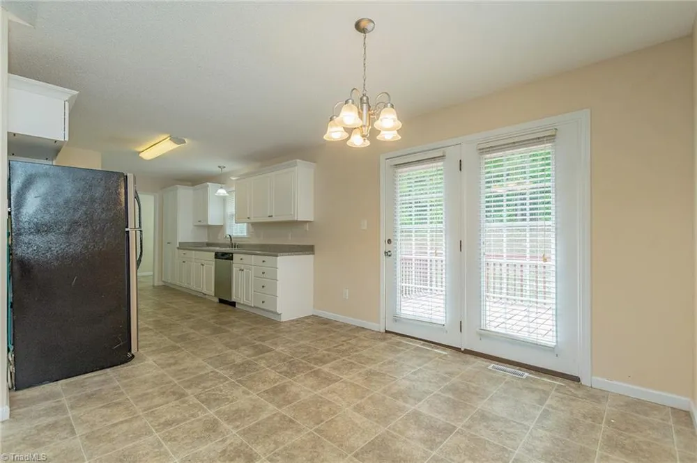 676 Old Castle Drive Randleman, NC 27317