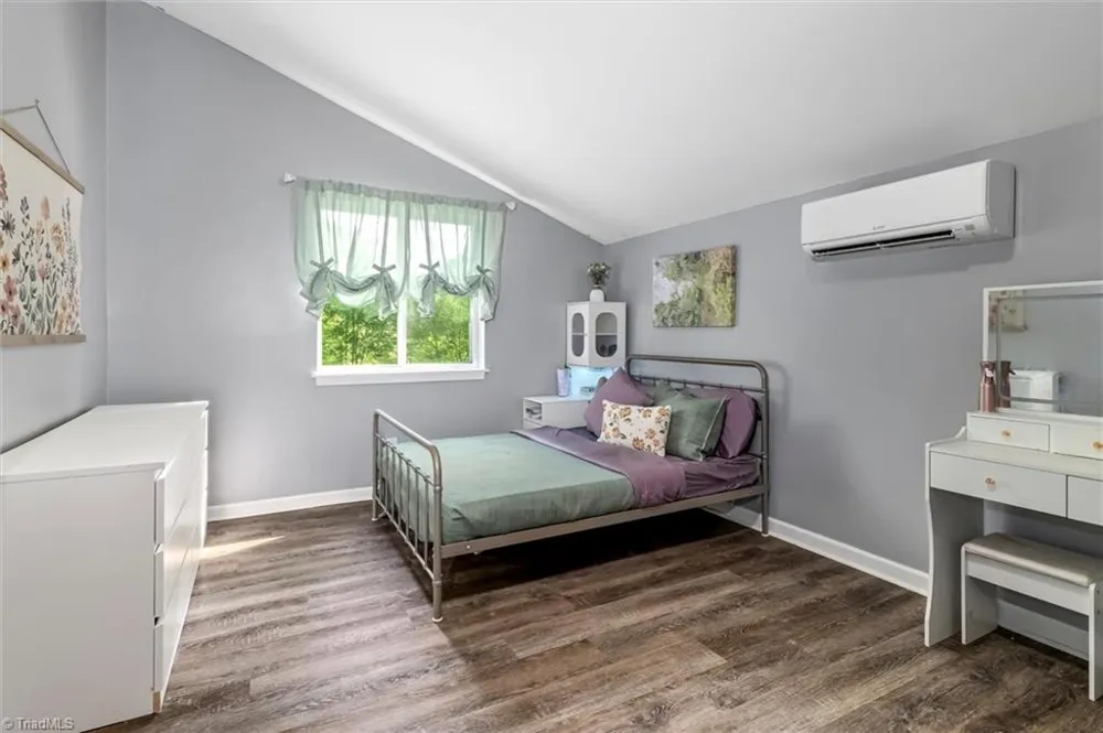 646 Country Club Drive State Road, NC 28676