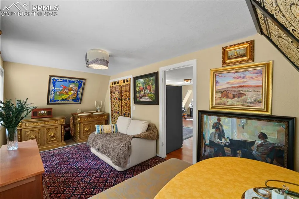 6840 Eagle Mountain Road Manitou Springs, CO 80829