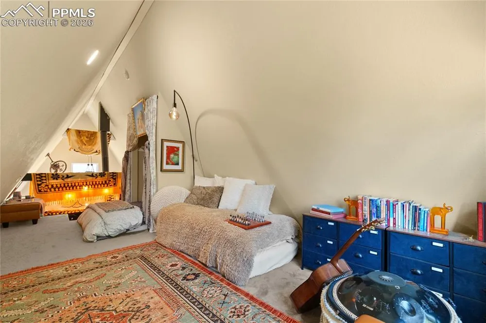 6840 Eagle Mountain Road Manitou Springs, CO 80829
