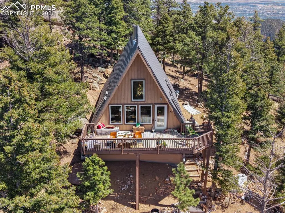 6840 Eagle Mountain Road Manitou Springs, CO 80829