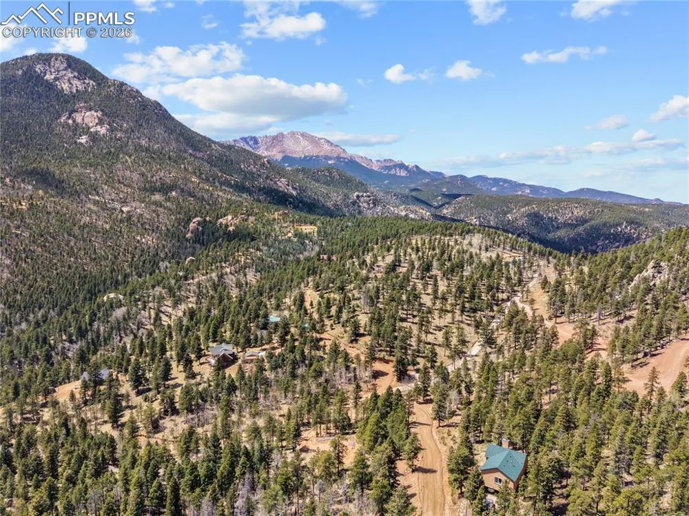 6840 Eagle Mountain Road Manitou Springs, CO 80829