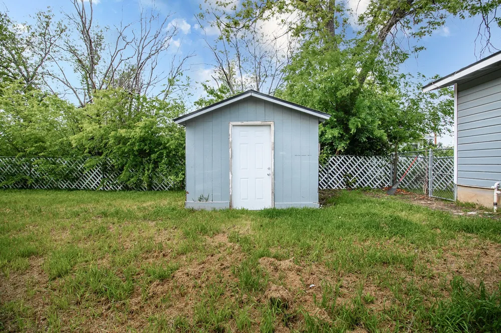1928 S Walnut Street Brady, TX 76825