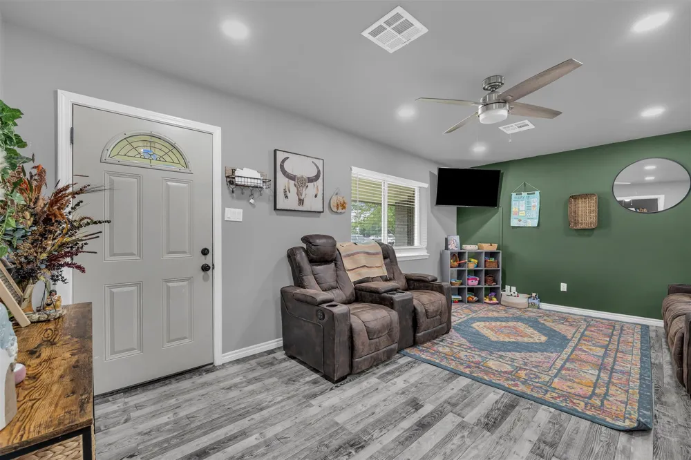 408 Little Avenue McGregor, TX 76657