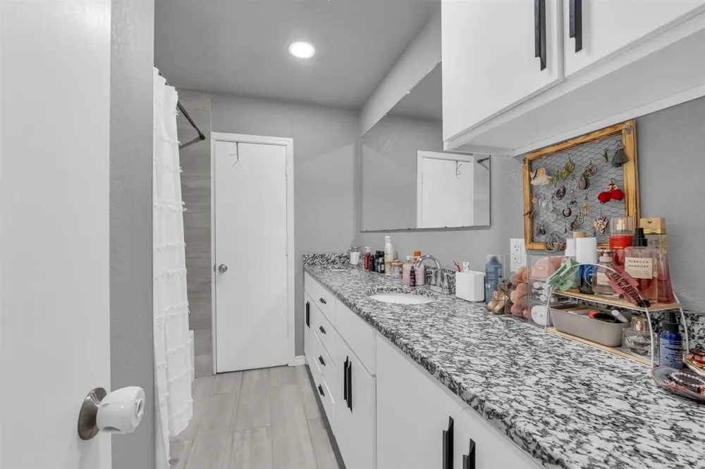 408 Little Avenue McGregor, TX 76657