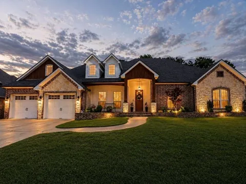11176 Fox Trail