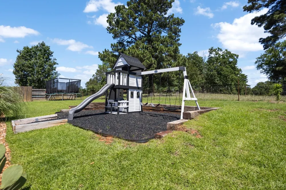 11176 Fox Trail Flint, TX 75762