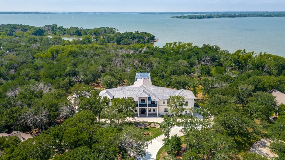 1230 Oak View Court Oak Point, TX 75068
