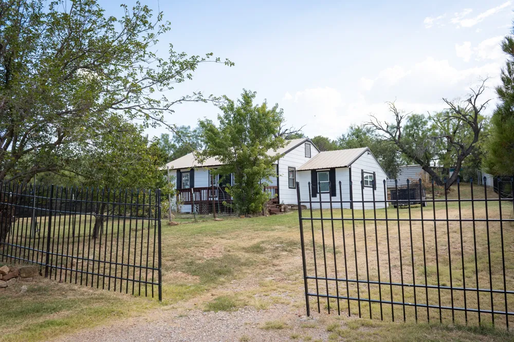 497 Water District Road 214 Breckenridge, TX 76424