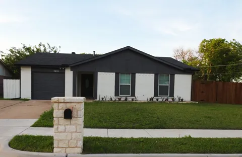 7021 Southampton Drive