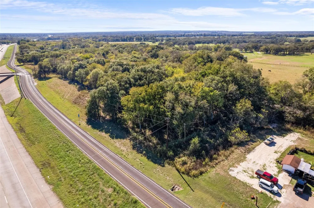 S I 45 Angus, TX 75110