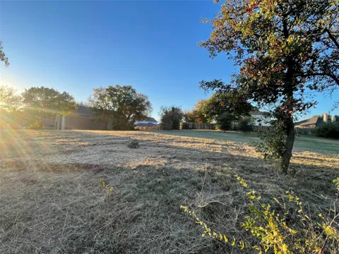 1708 Hillcrest Drive