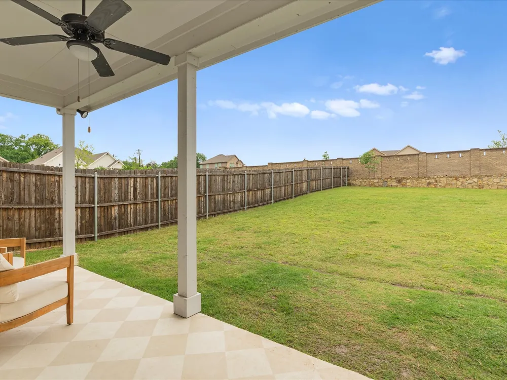 2105 Blackcap Street Denton, TX 76205