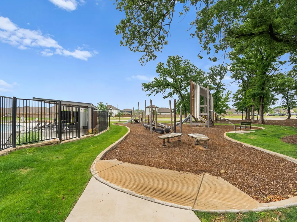 2105 Blackcap Street Denton, TX 76205