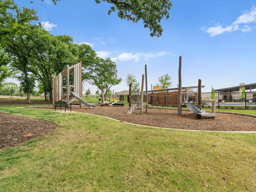 2105 Blackcap Street Denton, TX 76205