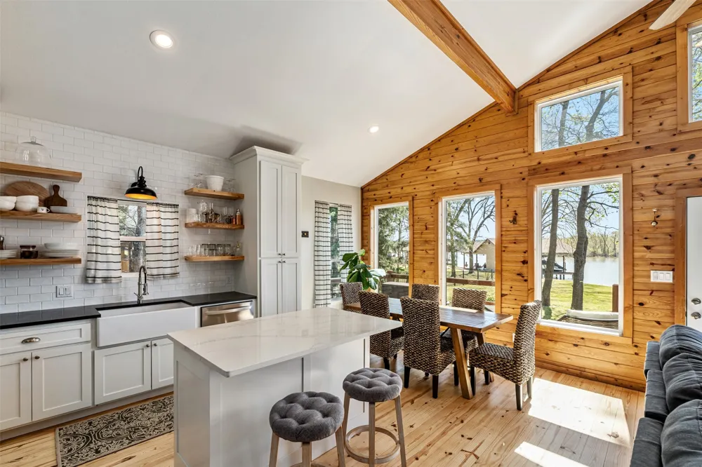 551 W Eagle Point Drive Mount Vernon, TX 75457
