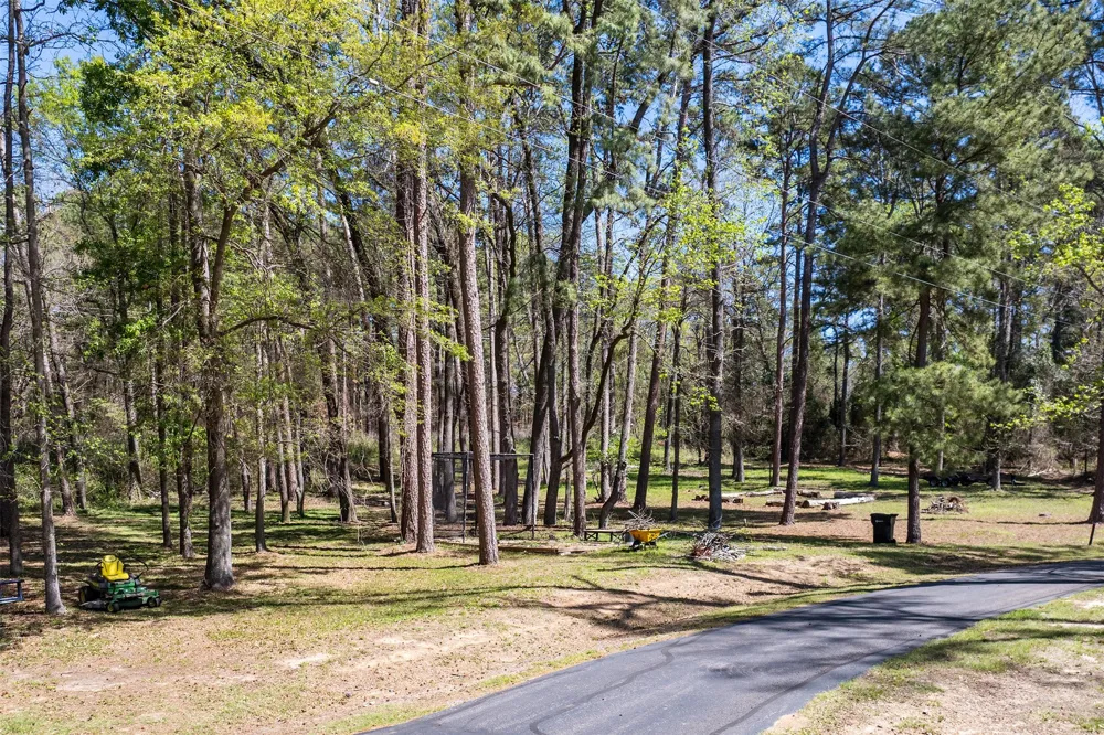 551 W Eagle Point Drive Mount Vernon, TX 75457