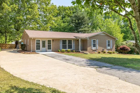 1606 Whippoorwill Dr