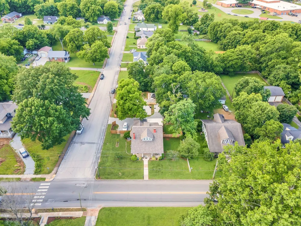 601 N Main St Mount Pleasant, TN 38474