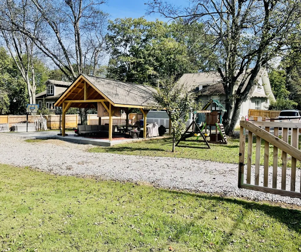601 N Main St Mount Pleasant, TN 38474