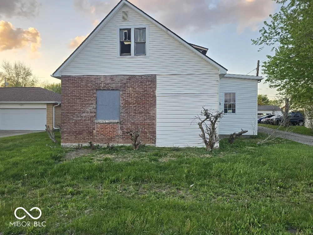 714 W Monroe Street Alexandria, IN 46001