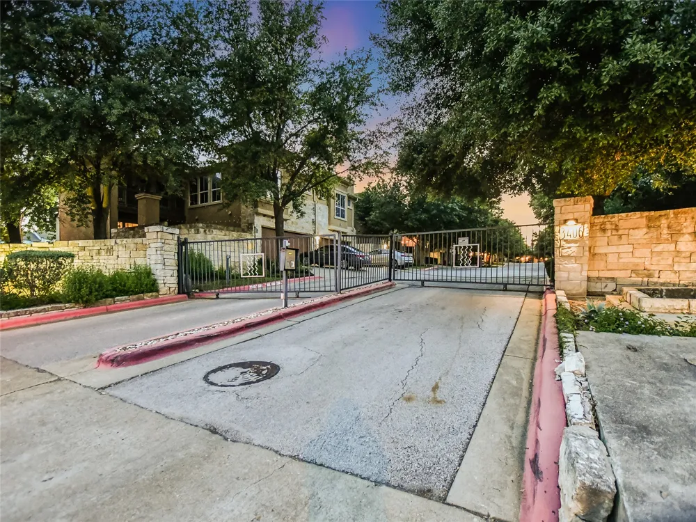 3406 Menchaca Road #21 Austin, TX 78704