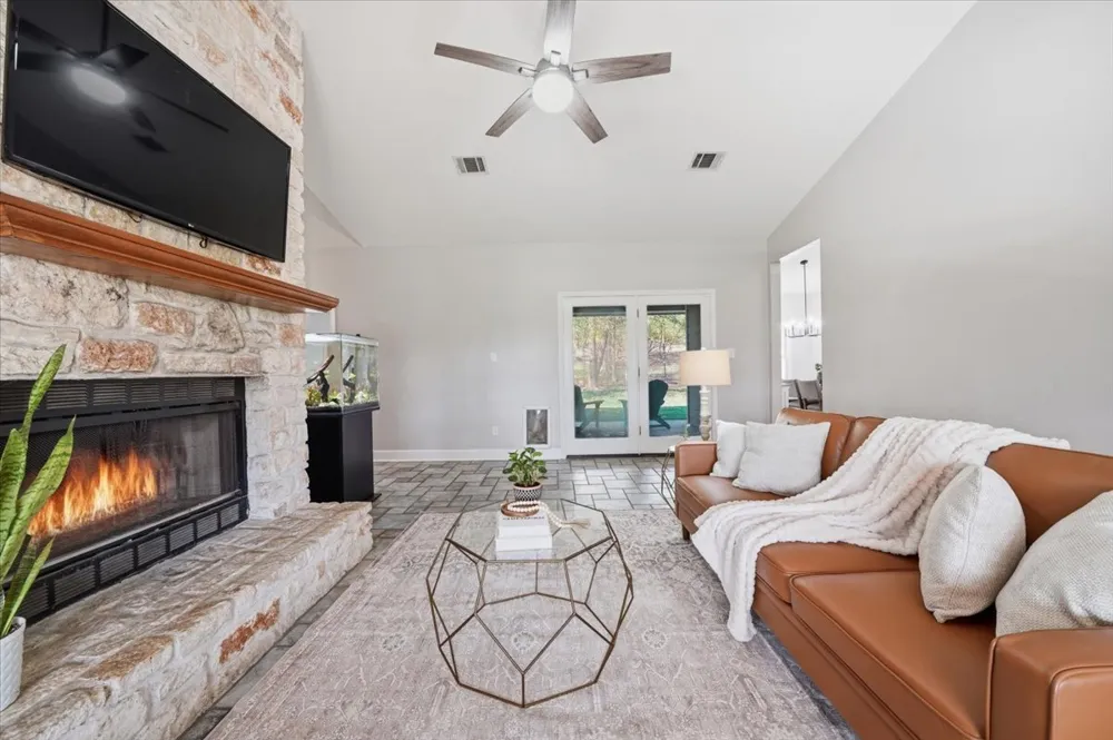 20326 Fm 969 #5 Webberville, TX 78653