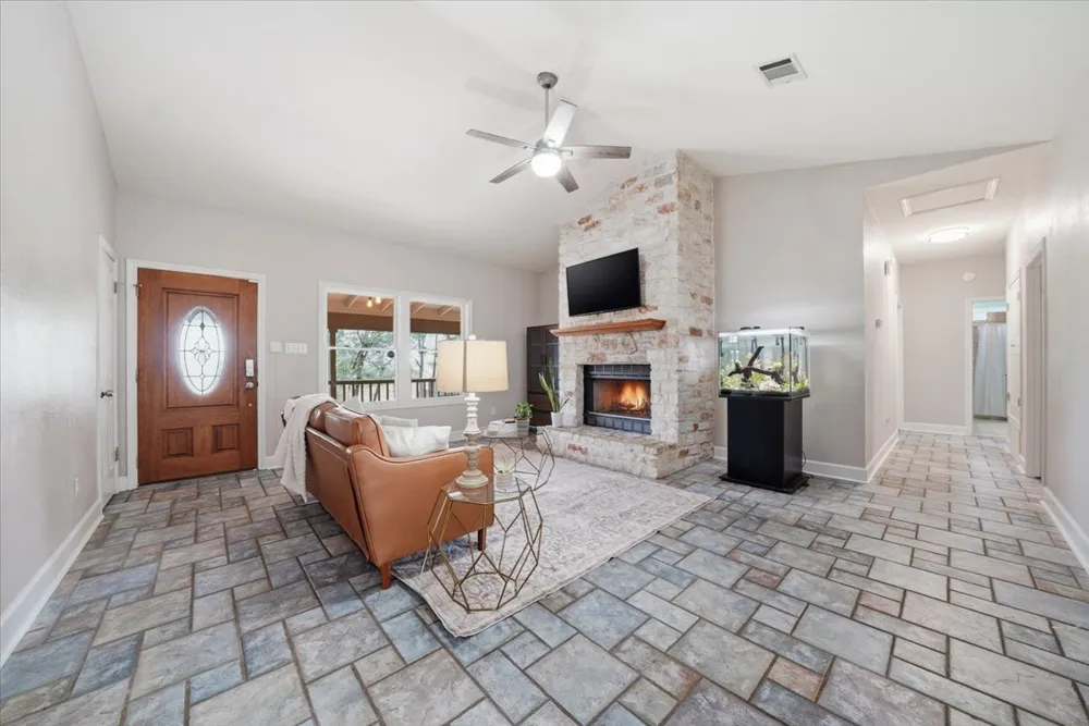 20326 Fm 969 #5 Webberville, TX 78653