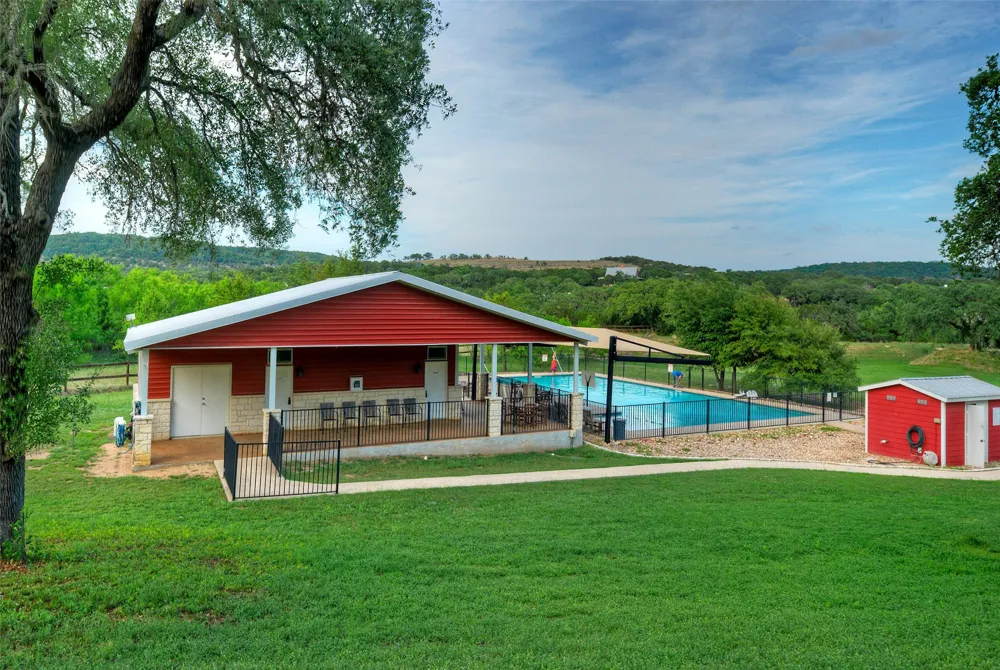 511 Chaneys Crossing Bertram, TX 78605