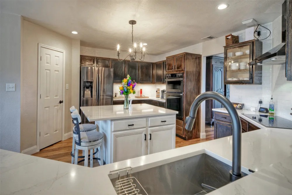 511 Chaneys Crossing Bertram, TX 78605