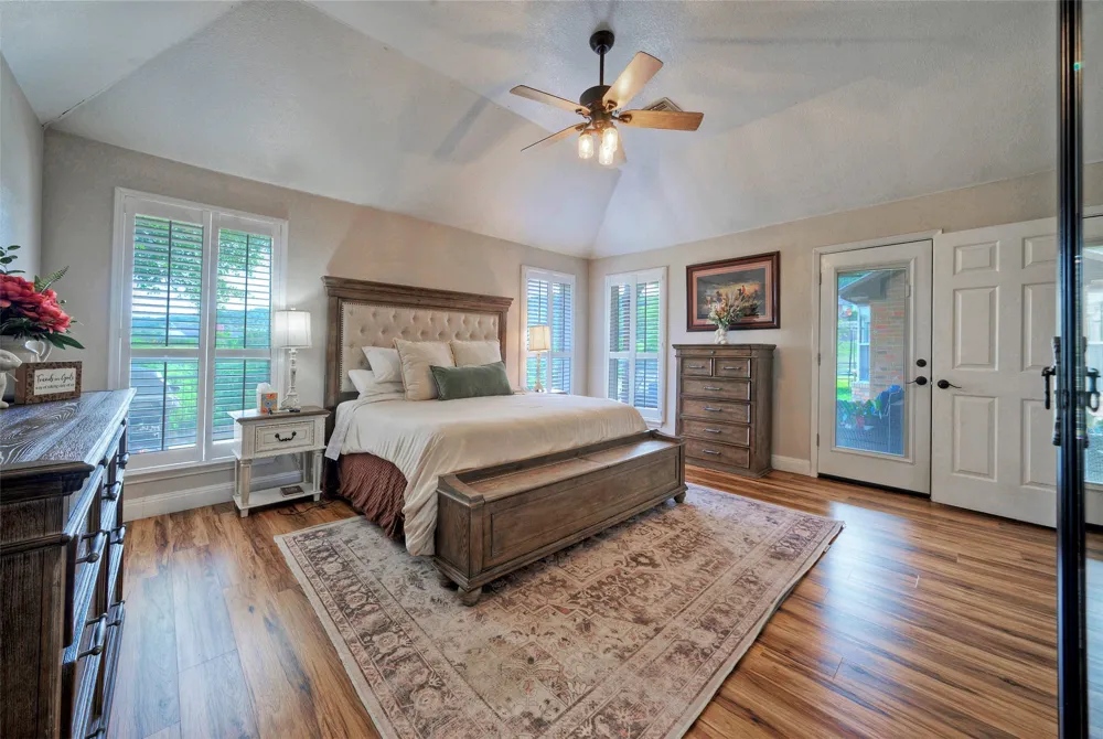 511 Chaneys Crossing Bertram, TX 78605