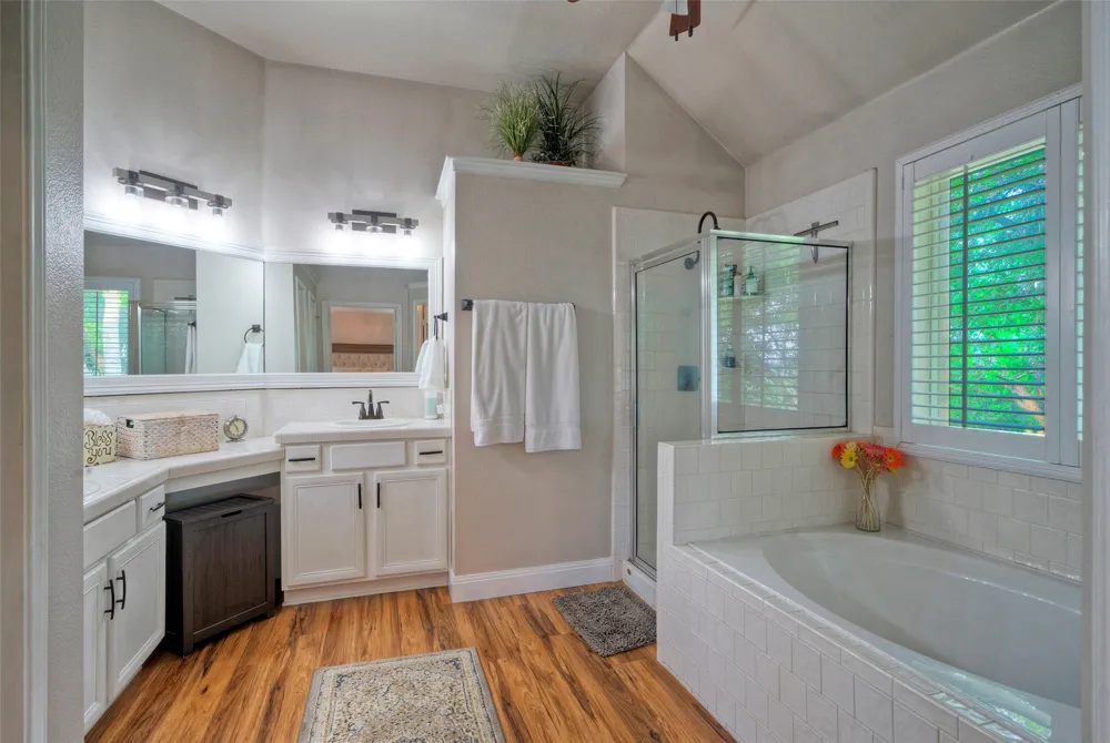 511 Chaneys Crossing Bertram, TX 78605