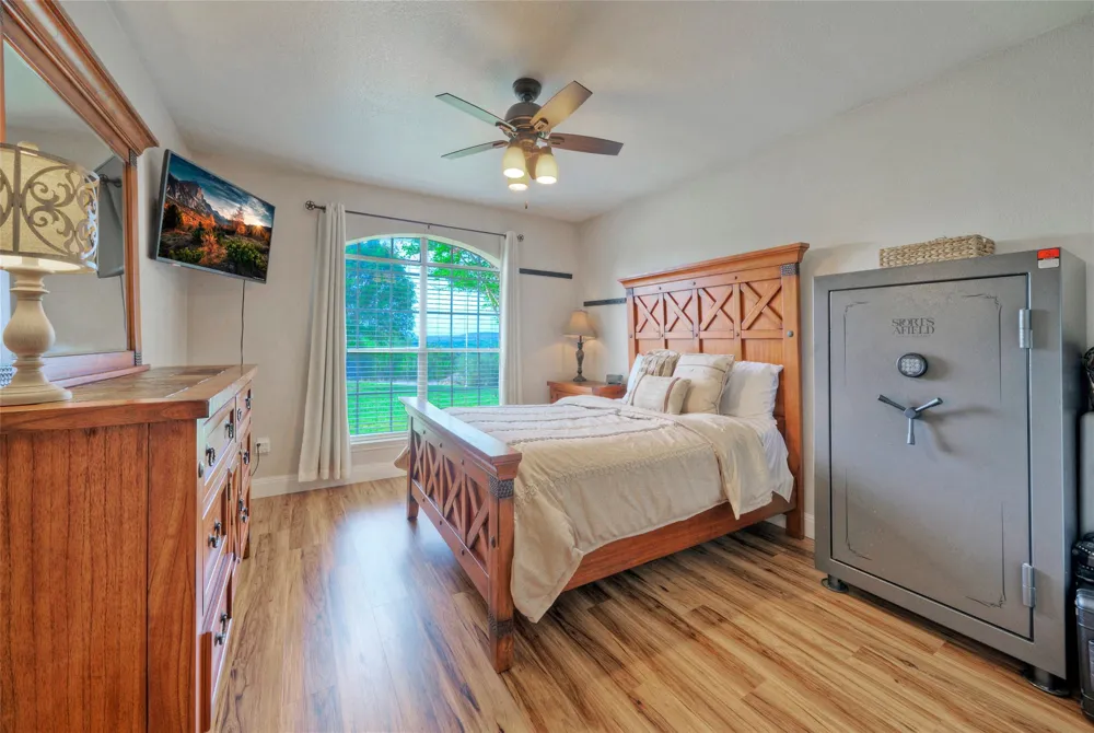 511 Chaneys Crossing Bertram, TX 78605