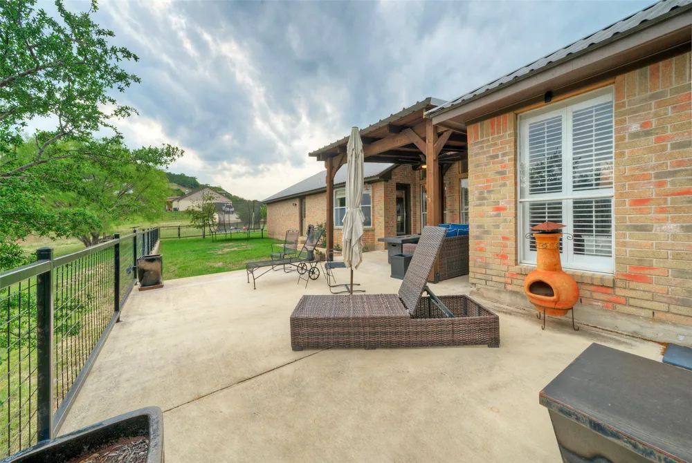 511 Chaneys Crossing Bertram, TX 78605