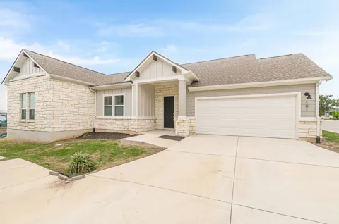 404 Eagle Drive #101