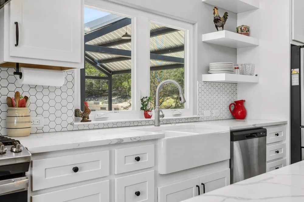 631 Lakeside Drive Wimberley, TX 78676