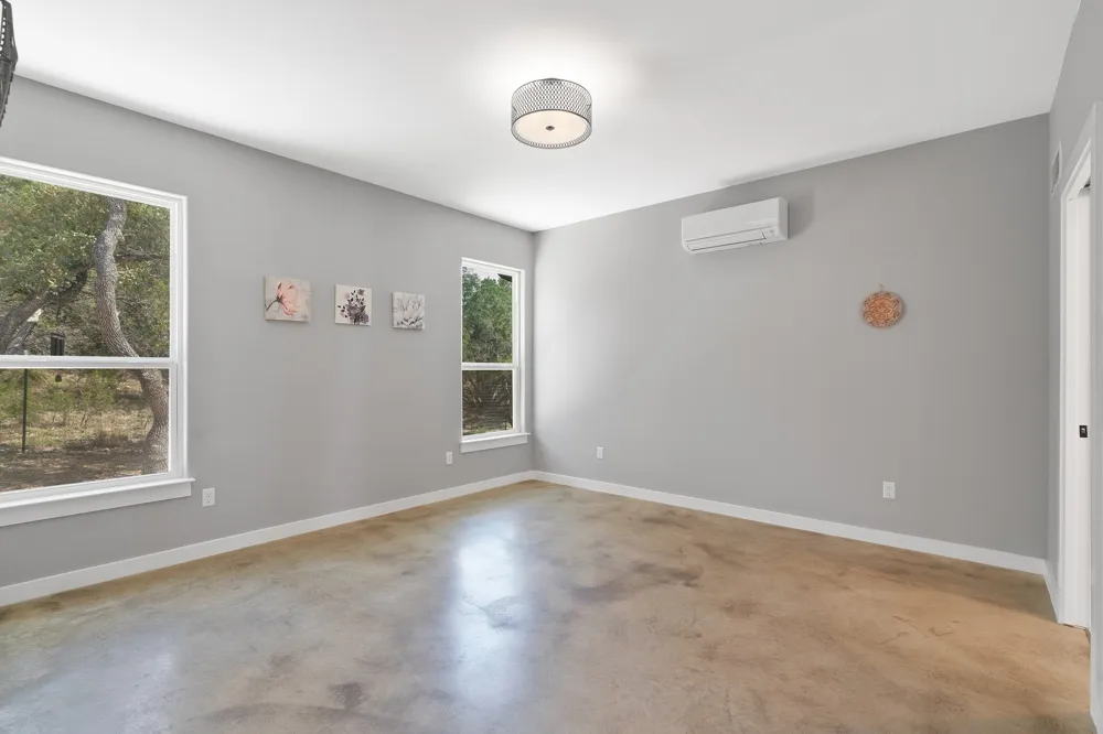631 Lakeside Drive Wimberley, TX 78676