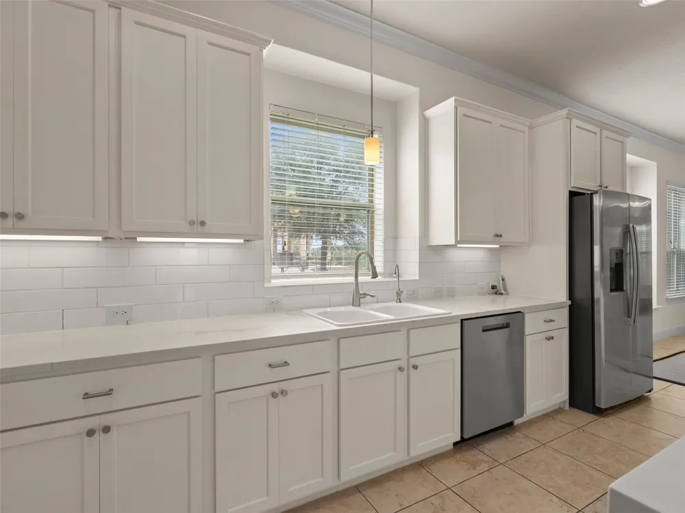 18003 Resort View San Antonio, TX 78255