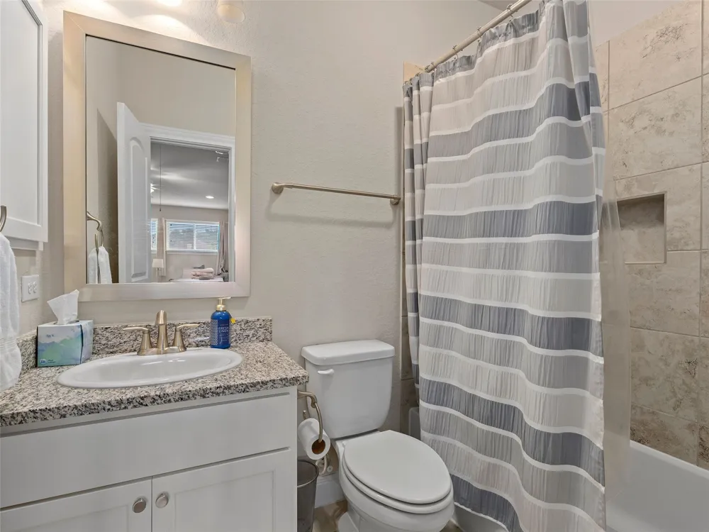 18003 Resort View San Antonio, TX 78255