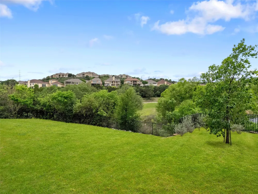 18003 Resort View San Antonio, TX 78255