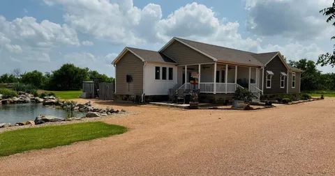 2304 County Road 200