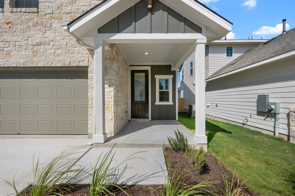 174 Ranier Way Dripping Springs, TX 78620