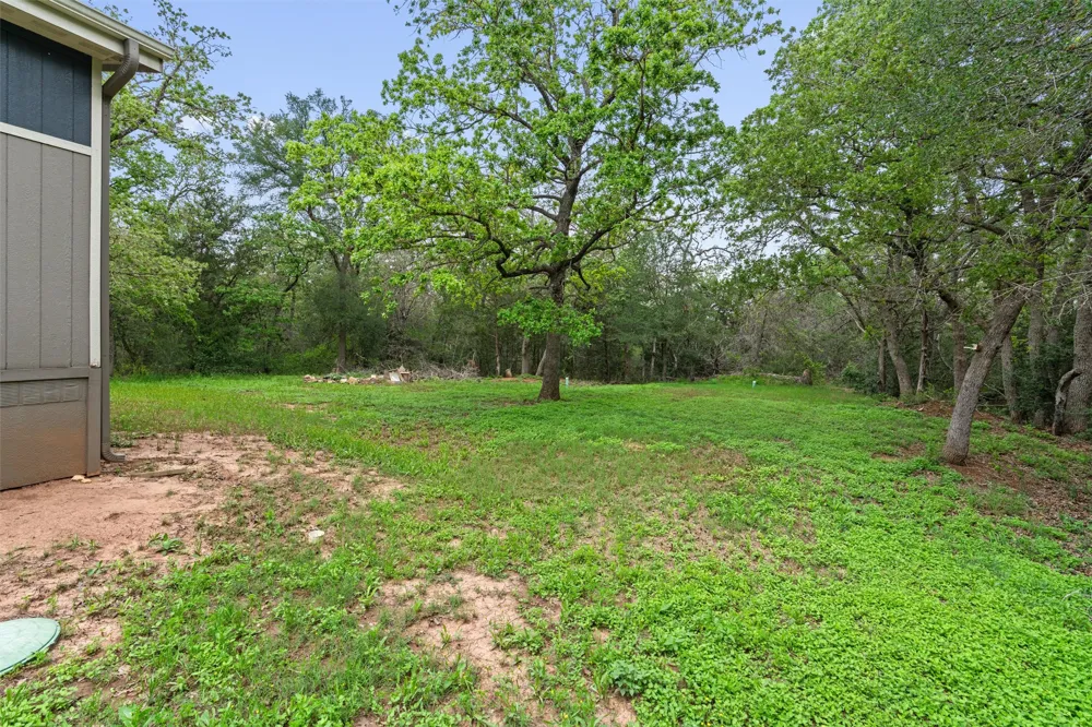 137 Scarlet Harts Lane Dale, TX 78616