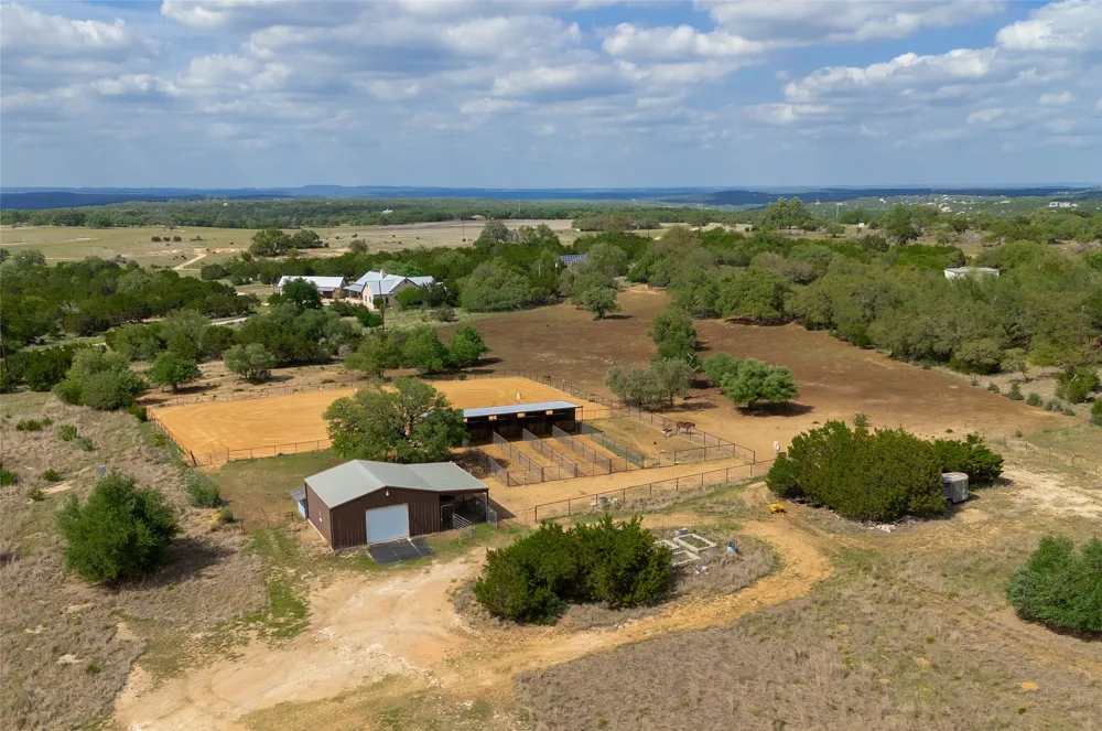 294 Hidden Creek Drive Dripping Springs, TX 78620