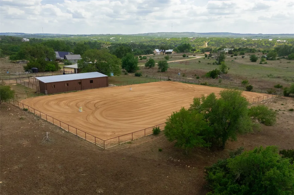 294 Hidden Creek Drive Dripping Springs, TX 78620
