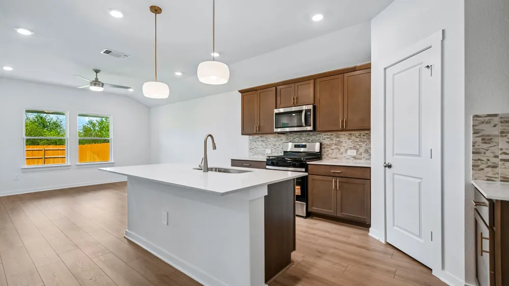 10120 Curb Strap Drive Austin, TX 78653