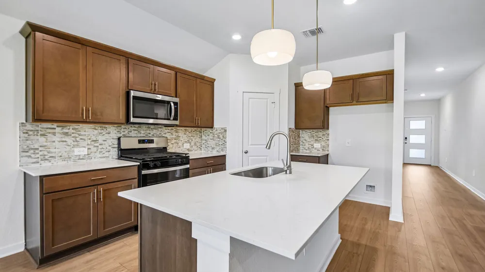 10120 Curb Strap Drive Austin, TX 78653