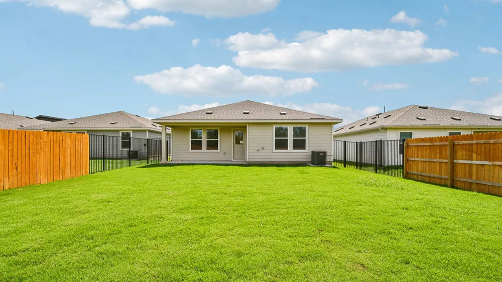 10120 Curb Strap Drive Austin, TX 78653
